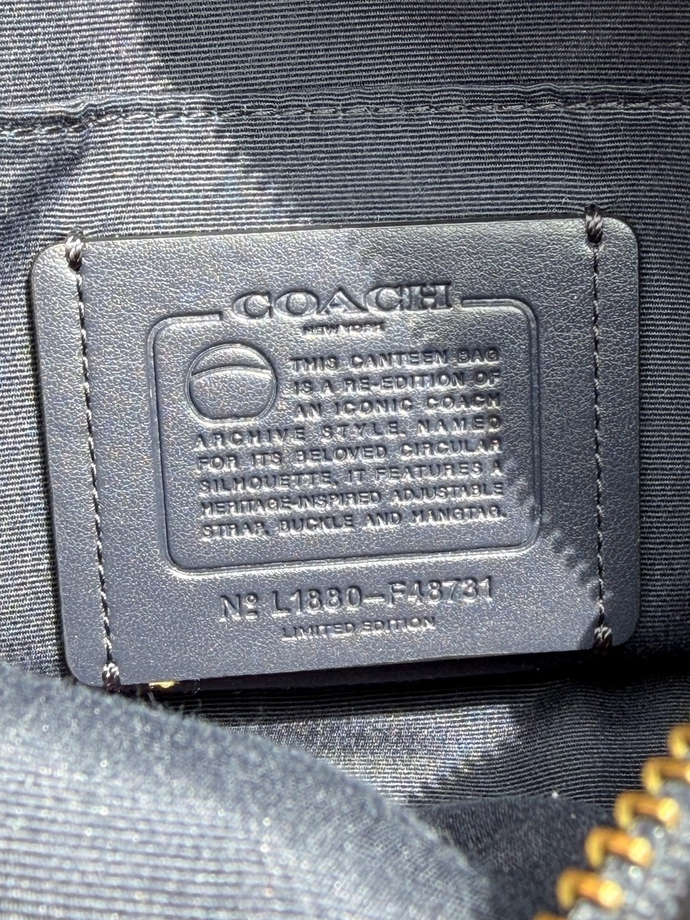 Coach Canteen Bag Limited Edition Navy Leather Rainbow Glitter F48731 EUC - Picture 10 of 16